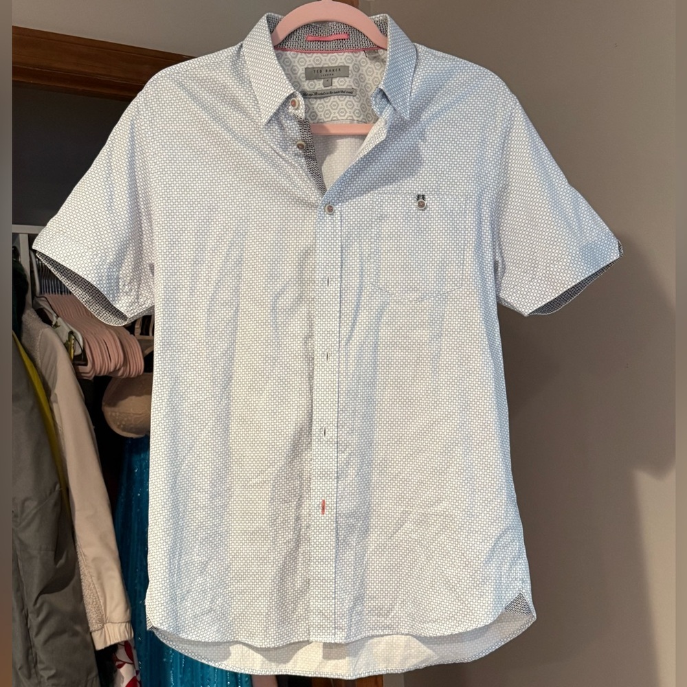 Ted Baker London Men’s Short Sleeve Button-Up Shirt Geometric Print Sz. 4 Large